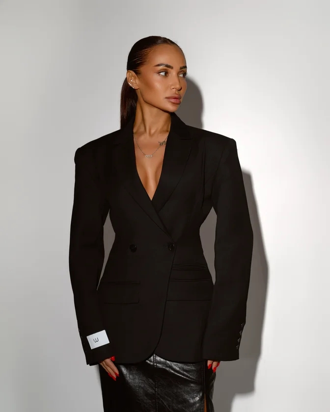 Sacou cu talie accentuată