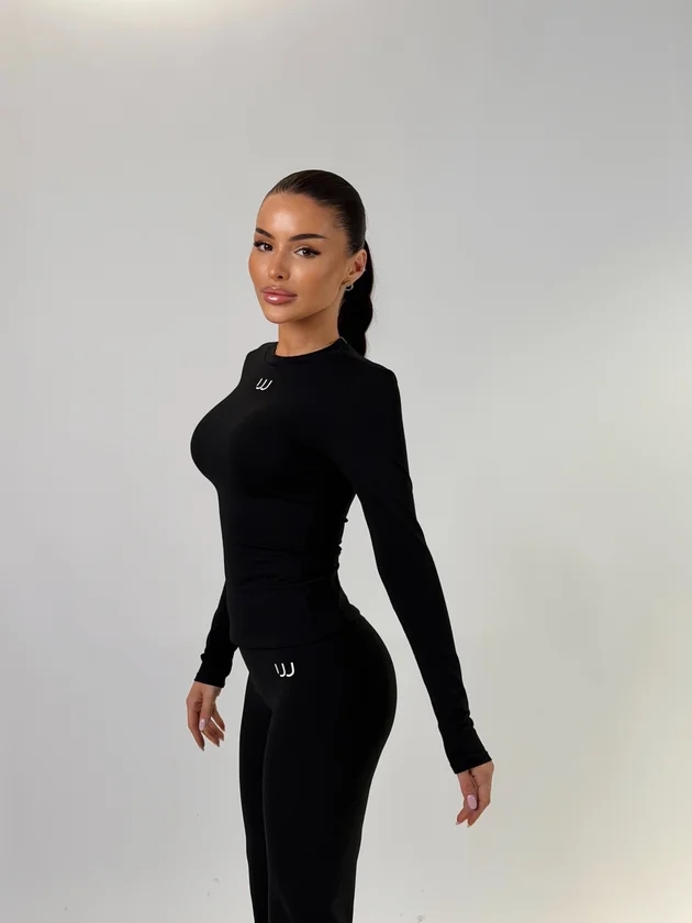 Комплект расклешённые леггинсы и облегающий топ