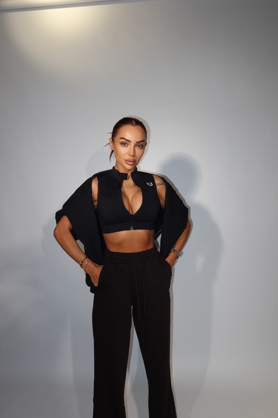 Cropped top with zipper