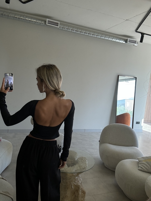 Топ Backless